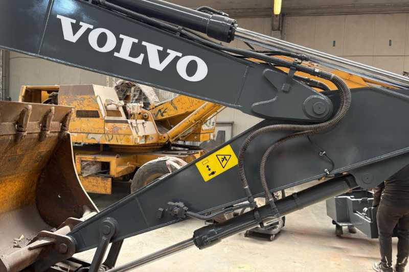 OmecoHub - Immagine VOLVO EC200ENL